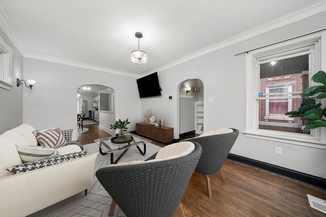 6042 S Talman Avenue, Chicago, IL 60629