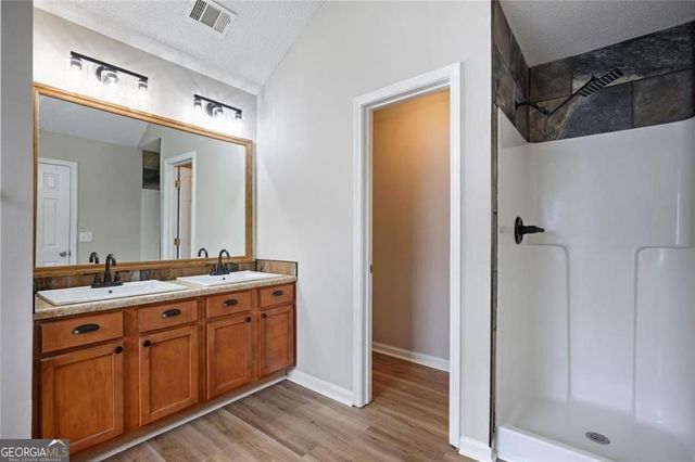 3009 Summer Breeze Drive, Villa Rica, GA 30180