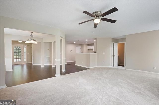 3009 Summer Breeze Drive, Villa Rica, GA 30180