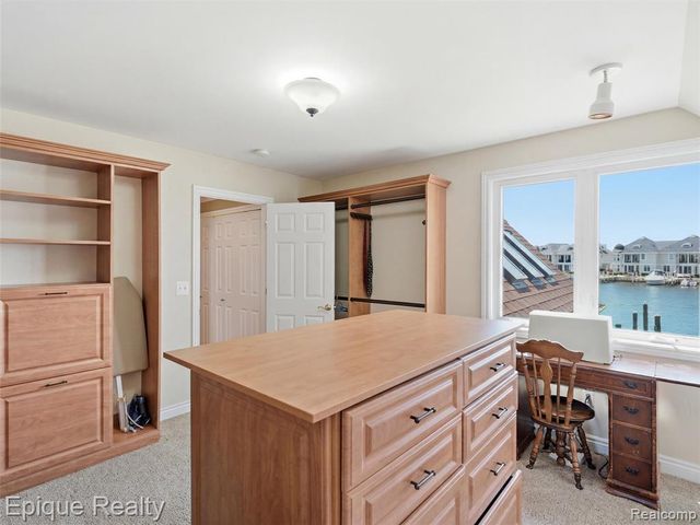 33124 N River Road, Harrison Twp, MI 48045