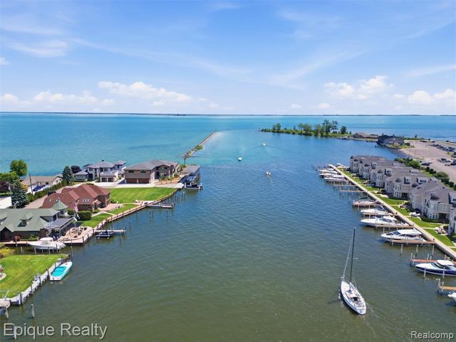 33124 N River Road, Harrison Twp, MI 48045