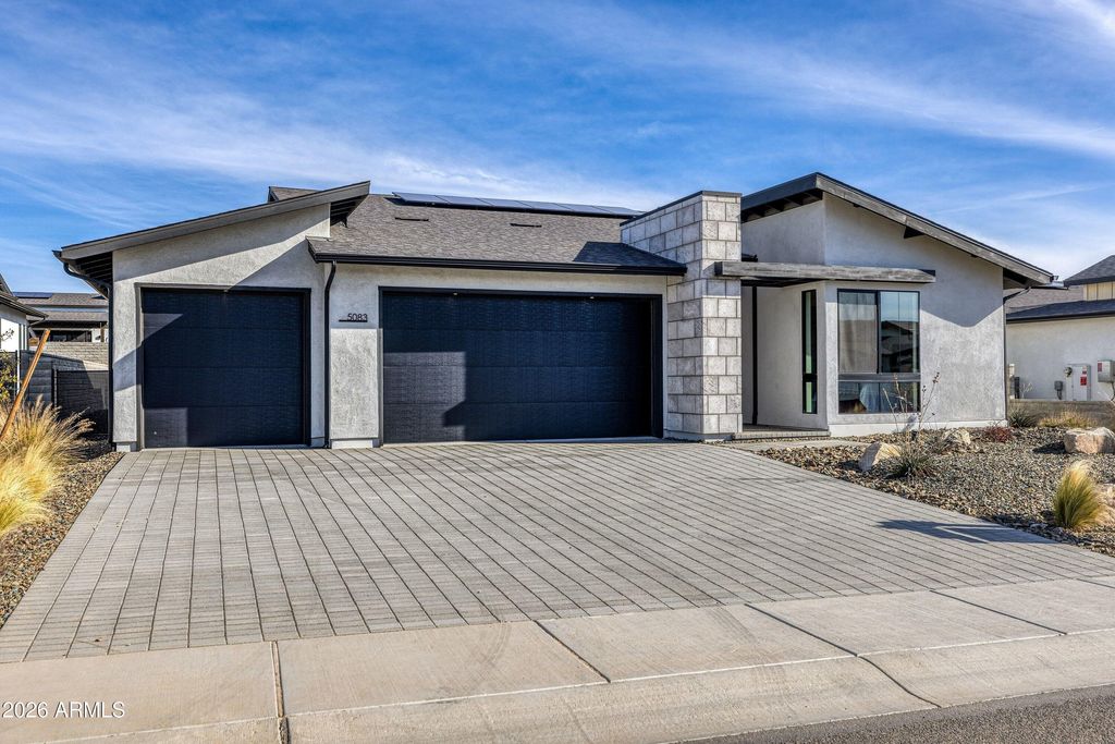 Image 1 of property listing at 5083 N JEFFERS Avenue, Prescott Valley, AZ 86314