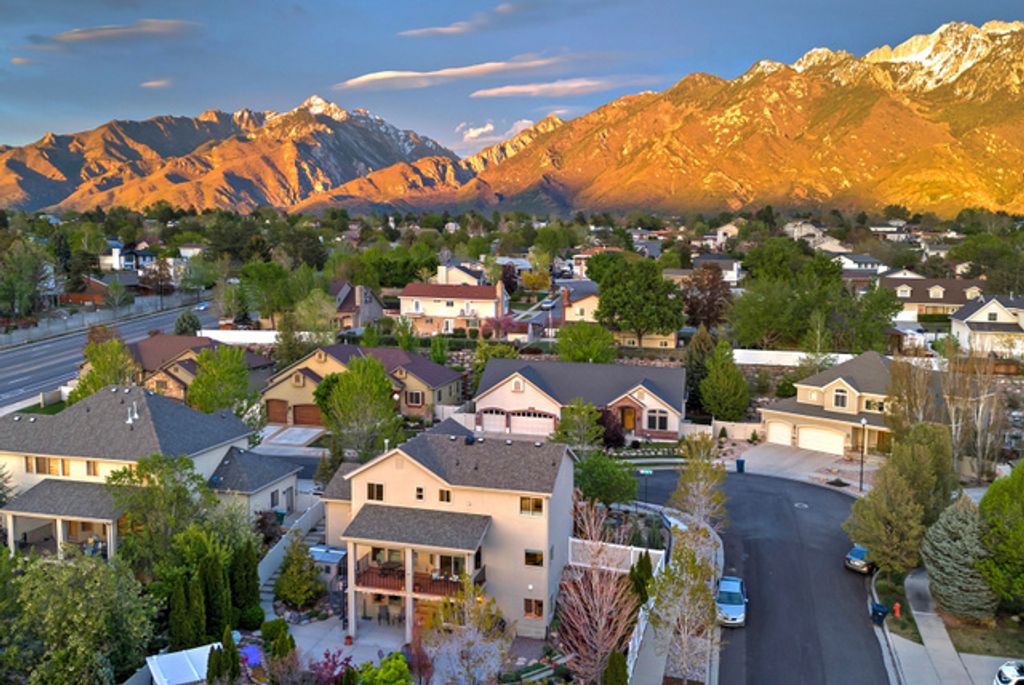Image 47 of property listing at 11438 S GADZOOKS DR, Sandy, UT 84094