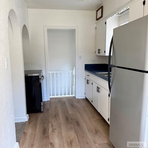 323 E 13th Street, Idaho Falls, ID 83404
