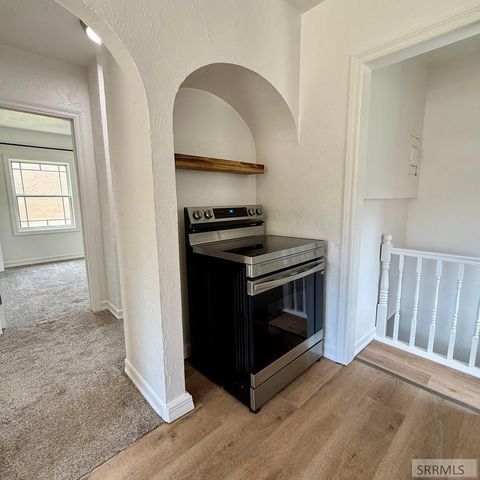 323 E 13th Street, Idaho Falls, ID 83404