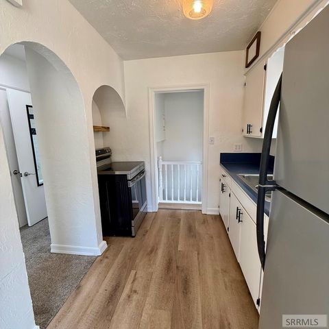 323 E 13th Street, Idaho Falls, ID 83404