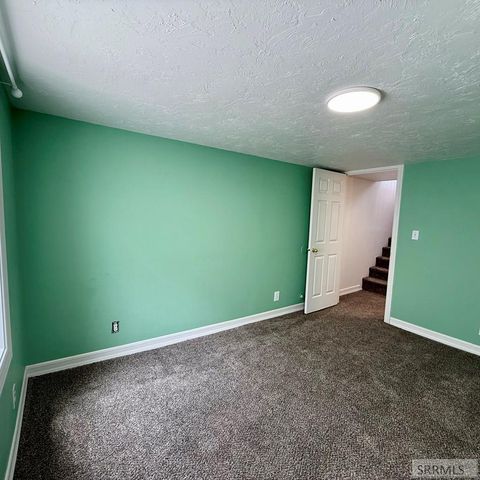 323 E 13th Street, Idaho Falls, ID 83404