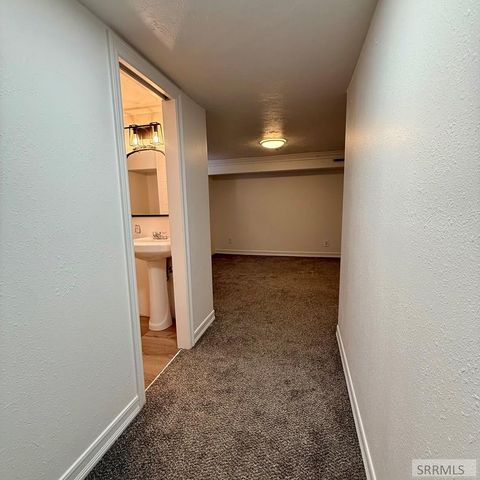 323 E 13th Street, Idaho Falls, ID 83404
