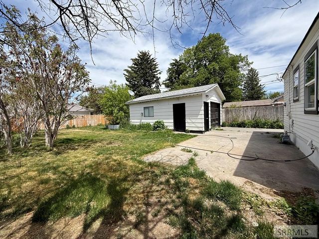 323 E 13th Street, Idaho Falls, ID 83404