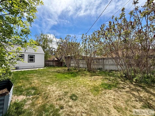 323 E 13th Street, Idaho Falls, ID 83404