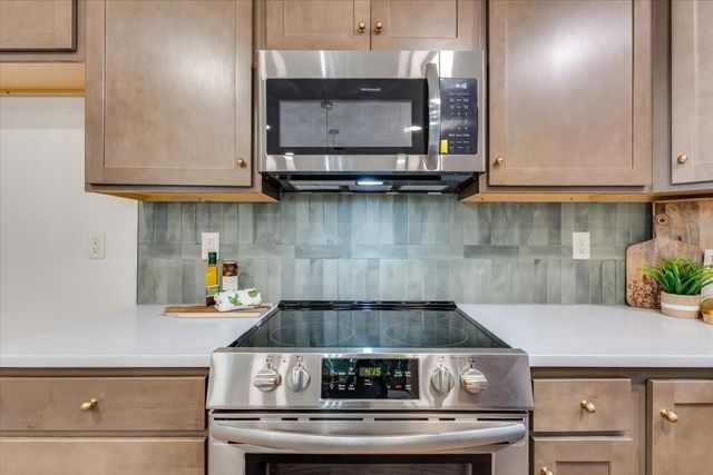 612 N Ridgehurst Street, Wichita, KS 67230