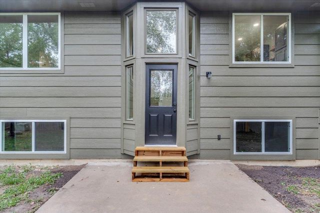 612 N Ridgehurst Street, Wichita, KS 67230