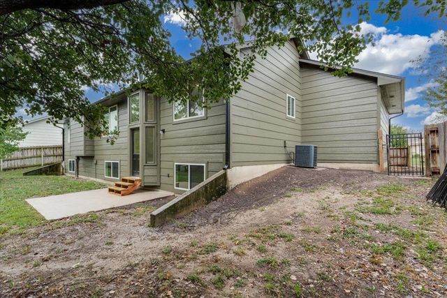 612 N Ridgehurst Street, Wichita, KS 67230
