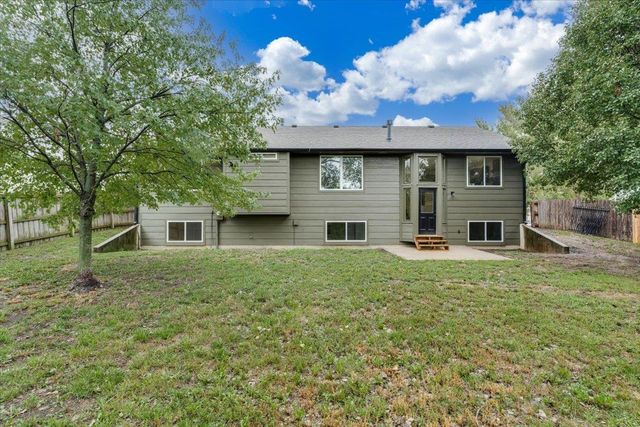 612 N Ridgehurst Street, Wichita, KS 67230