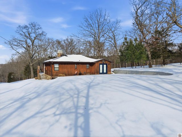 498 Paddle Lane, New Concord, KY 42076