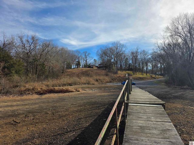 498 Paddle Lane, New Concord, KY 42076