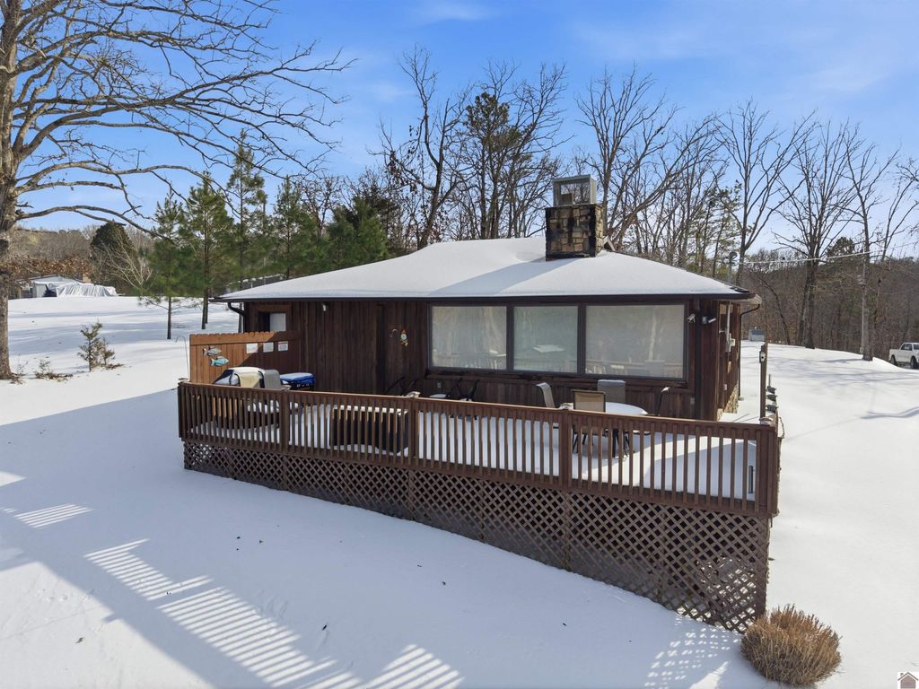 498 Paddle Lane, New Concord, KY 42076