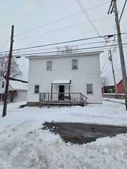 218 4th Street, North Vernon, IN 47265