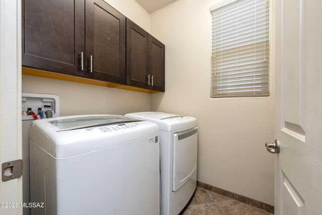 2861 N Silkie Place, Tucson, AZ 85719