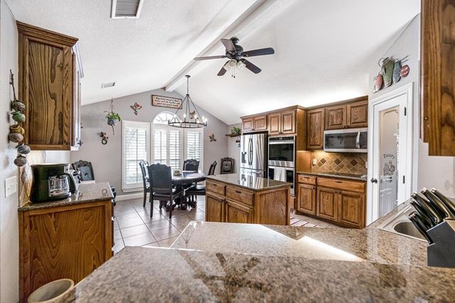 805 Woodland Park, Midland, TX 79706