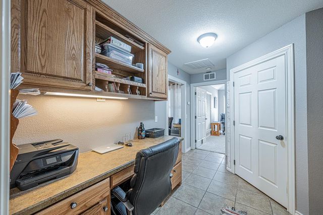 805 Woodland Park, Midland, TX 79706