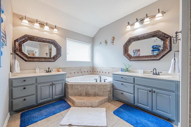 805 Woodland Park, Midland, TX 79706