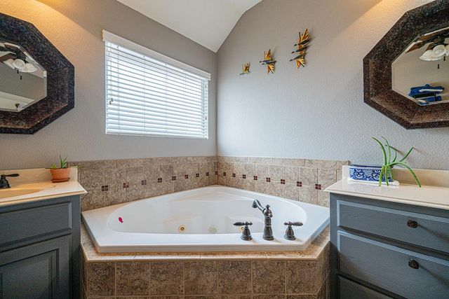 805 Woodland Park, Midland, TX 79706