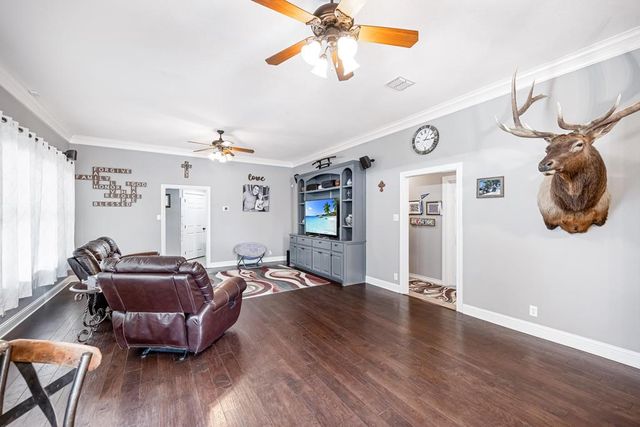 805 Woodland Park, Midland, TX 79706