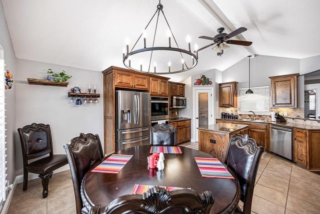 805 Woodland Park, Midland, TX 79706