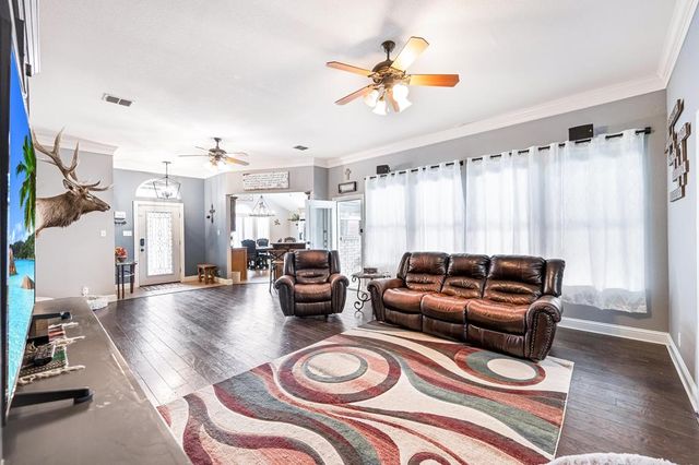 805 Woodland Park, Midland, TX 79706