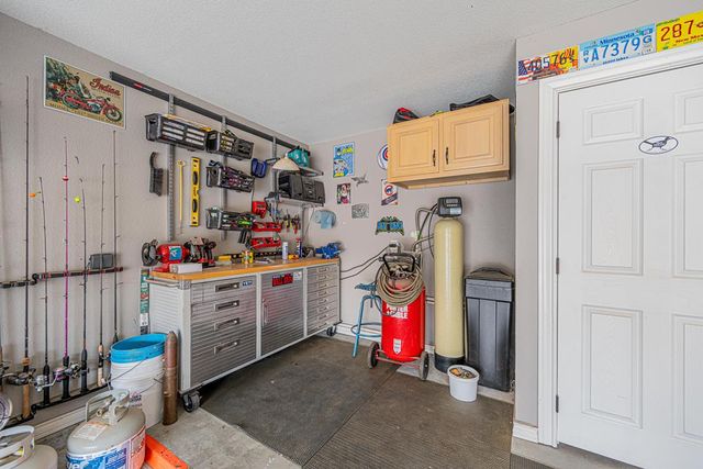 805 Woodland Park, Midland, TX 79706