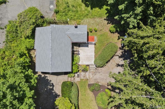 58 Maple Avenue, Chappaqua, NY 10514