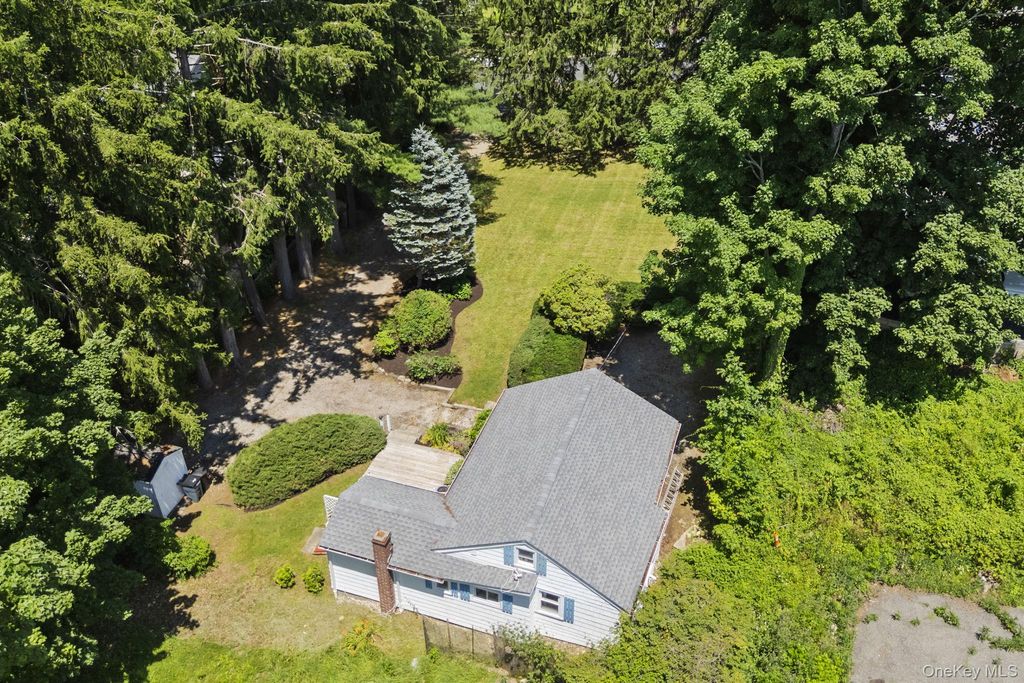 58 Maple Avenue, Chappaqua, NY 10514