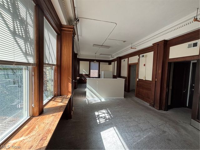 5644 Broadway Avenue 203, Cleveland, OH 44127