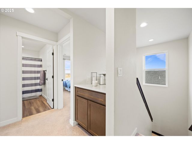 4 LEWIS Cir, Milton Freewater, OR 97862