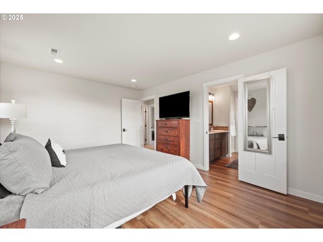 4 LEWIS Cir, Milton Freewater, OR 97862