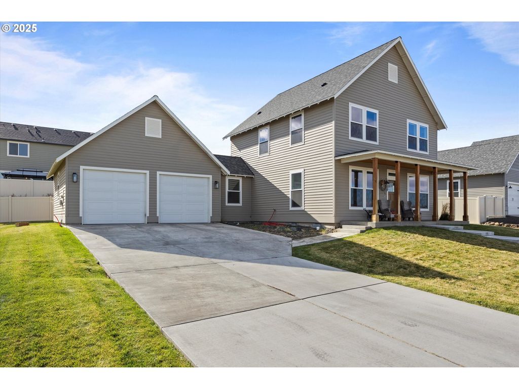 4 LEWIS Cir, Milton Freewater, OR 97862