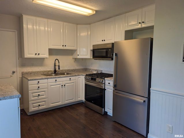 4027 CREIGHTON Terrace, Peoria, IL 61615
