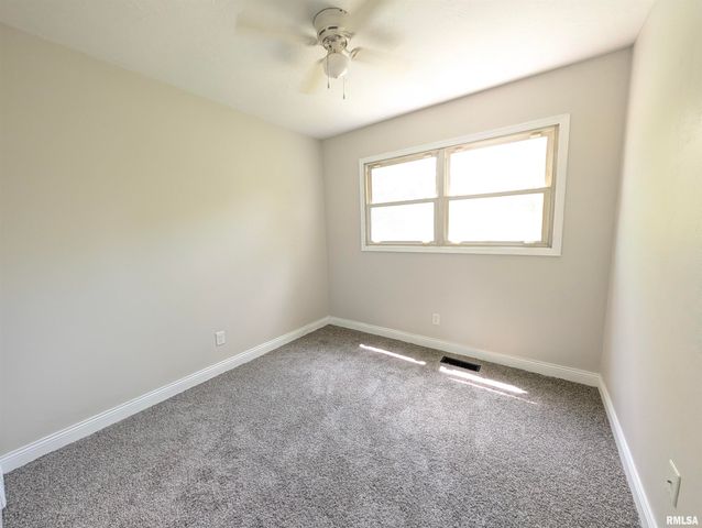 4027 CREIGHTON Terrace, Peoria, IL 61615