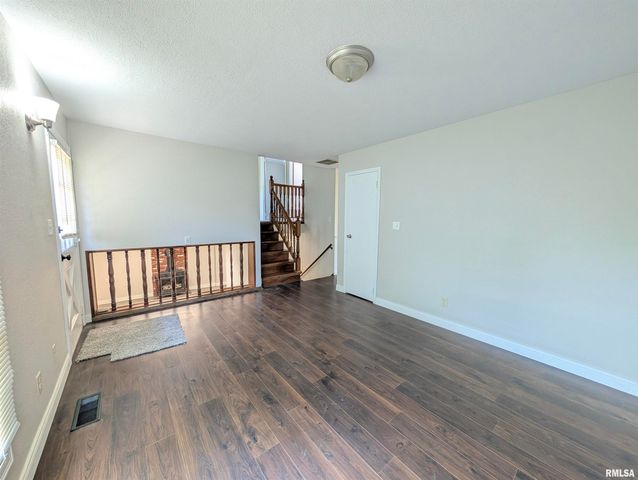 4027 CREIGHTON Terrace, Peoria, IL 61615