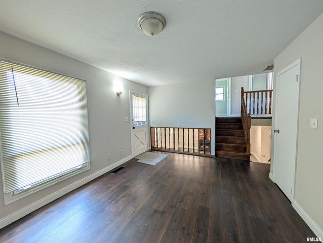 4027 CREIGHTON Terrace, Peoria, IL 61615