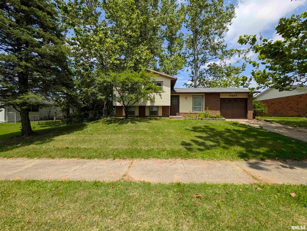 4027 CREIGHTON Terrace, Peoria, IL 61615