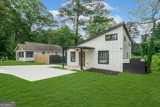2822 Waters Road SW, Atlanta, GA 30354