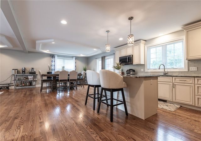 182 Theresa Marie Avenue, Woonsocket, RI 02895