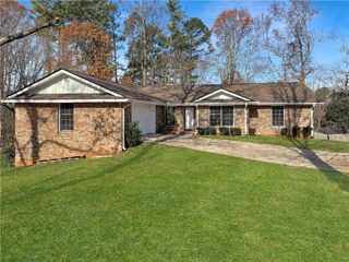 4504 Stacey Drive, Oakwood, GA 30566