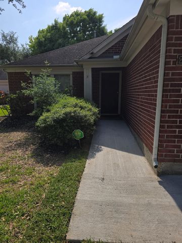 2910 Plum Lake Drive, Pearland, TX 77584