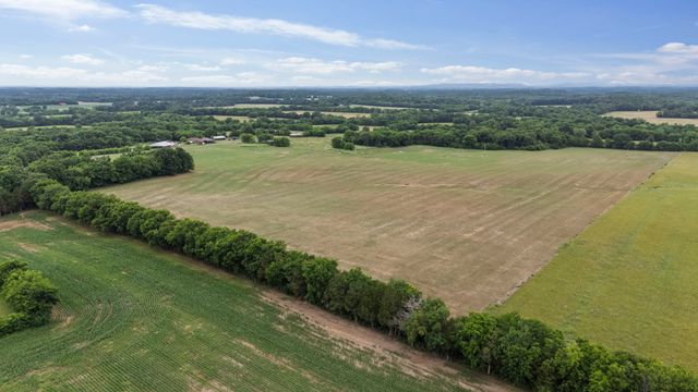 1 Haskins Chapel Rd, Lewisburg, TN 37091