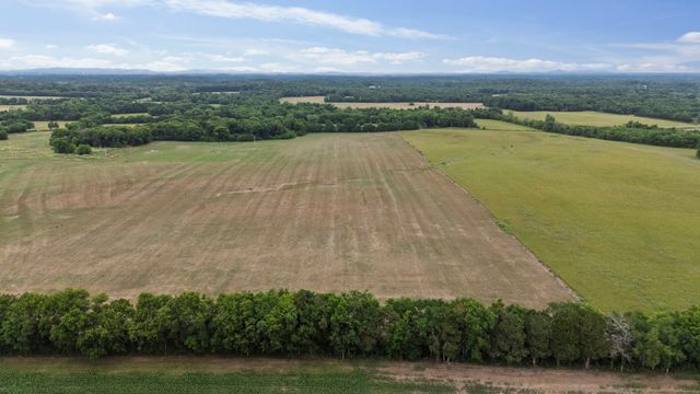 1 Haskins Chapel Rd, Lewisburg, TN 37091
