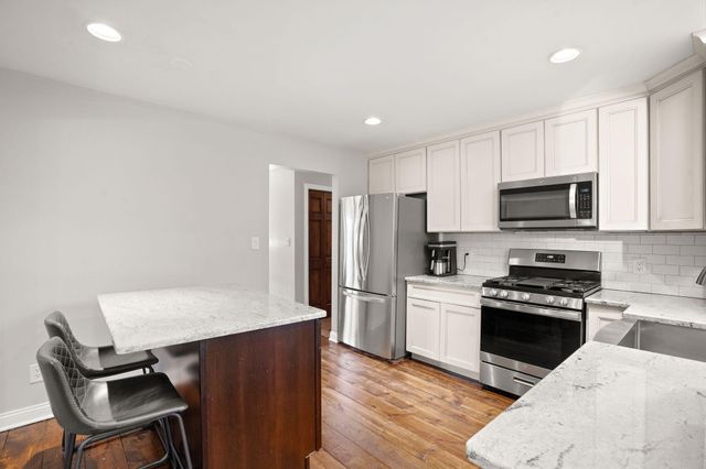 7552 W 82nd Court, Crown Point, IN 46307