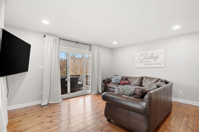 7552 W 82nd Court, Crown Point, IN 46307